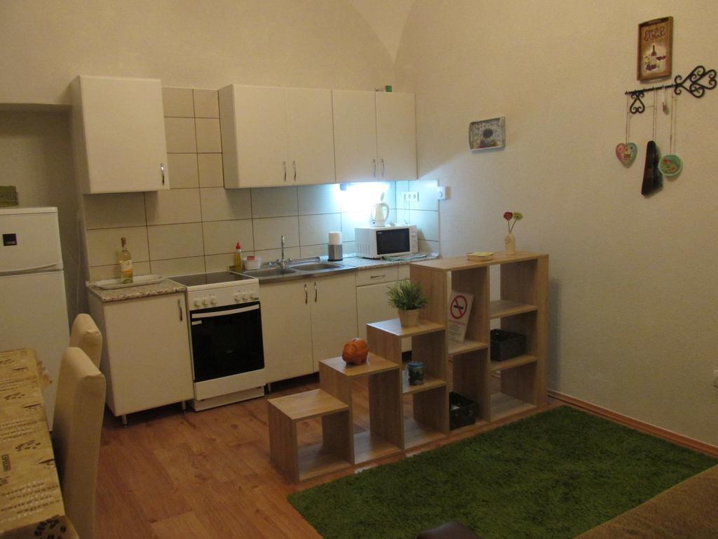 Fortuna Apartments Eger Eksteriør bilde