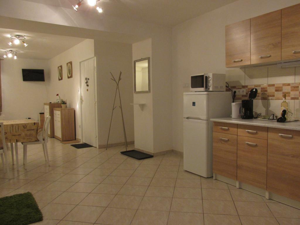 Fortuna Apartments Eger Eksteriør bilde